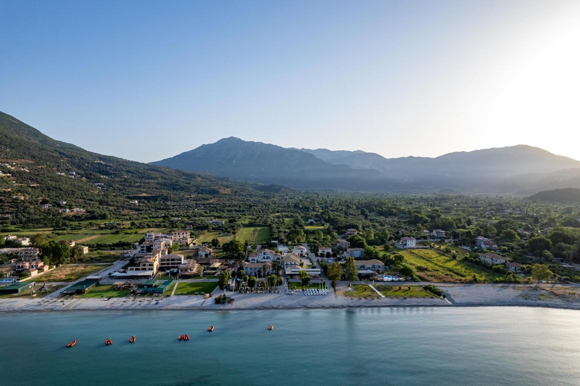 Elisso Boutique Hotel Vasiliki  Bagian luar foto